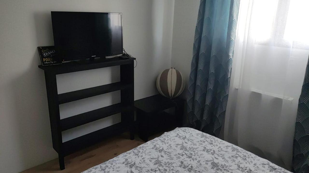 Location Chambre Daire Taden Dış mekan fotoğraf